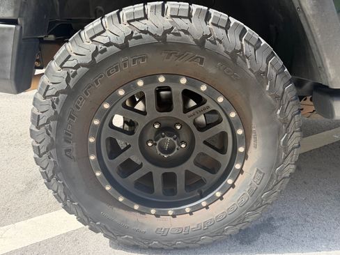 Used 2012 Jeep Wrangler Sport AWD/4WD image 4