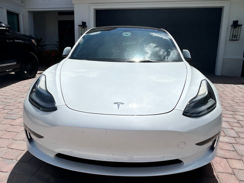 Used 2022 Tesla Model 3 Long Range AWD/4WD image 2