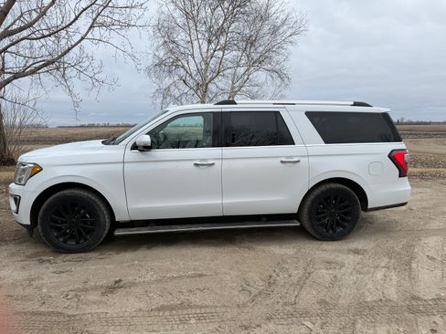 Used 2018 Ford Expedition Max Limited image 2