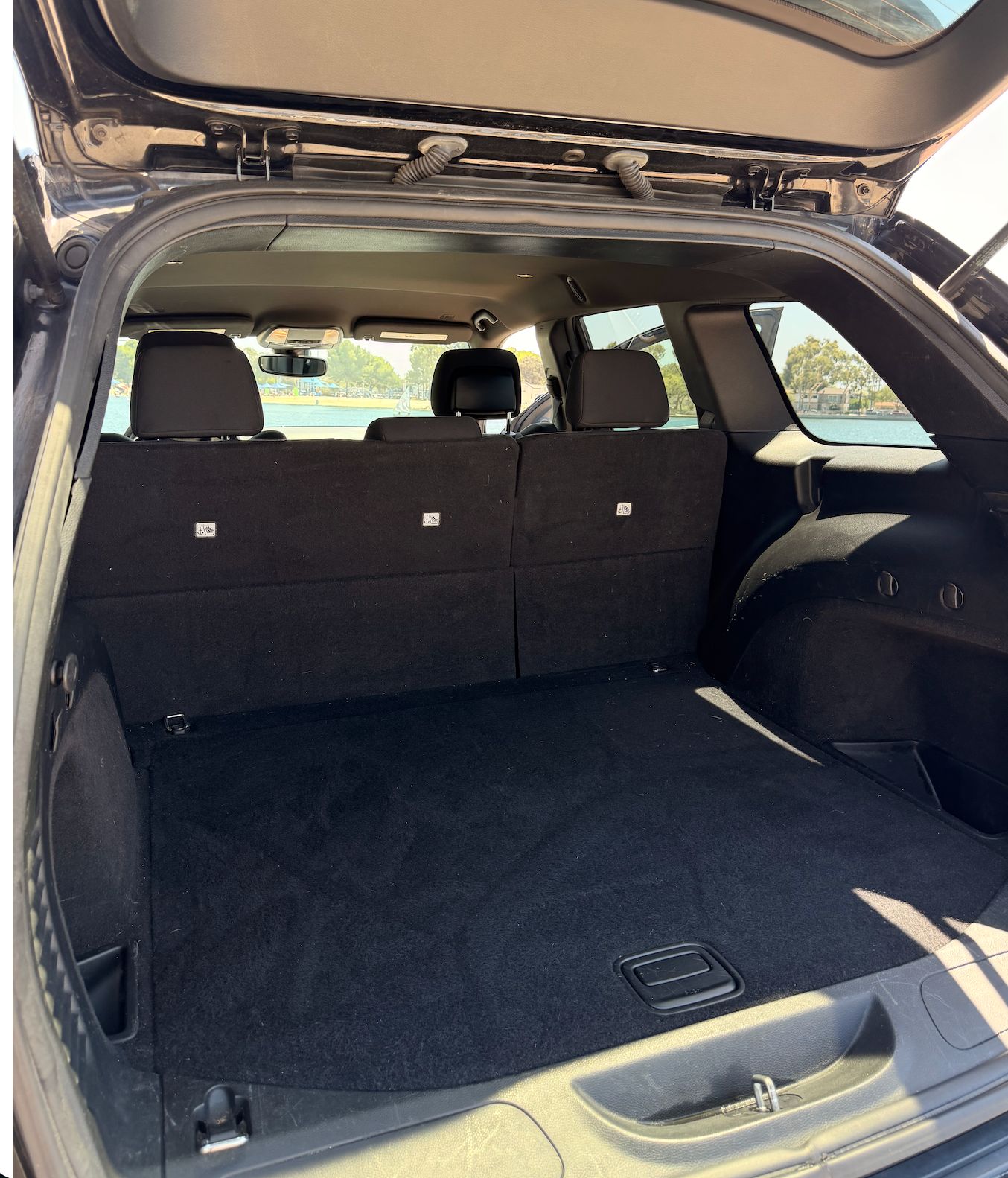 Used 2017 Jeep Grand Cherokee Laredo RWD image 14
