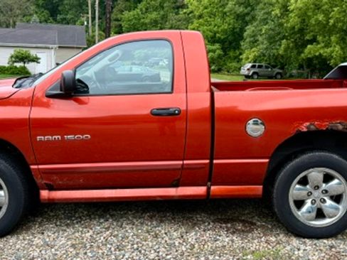 Used 2005 Dodge Ram 1500 Truck SLT w/ Daytona Edition Group AWD/4WD image 5
