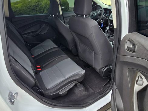 Used 2018 Ford Escape S image 13