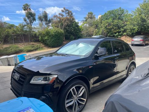 Used 2016 Audi SQ5 Premium Plus w/ Technology Package AWD/4WD image 11