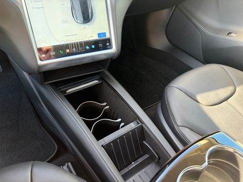 Used 2014 Tesla Model S image 21