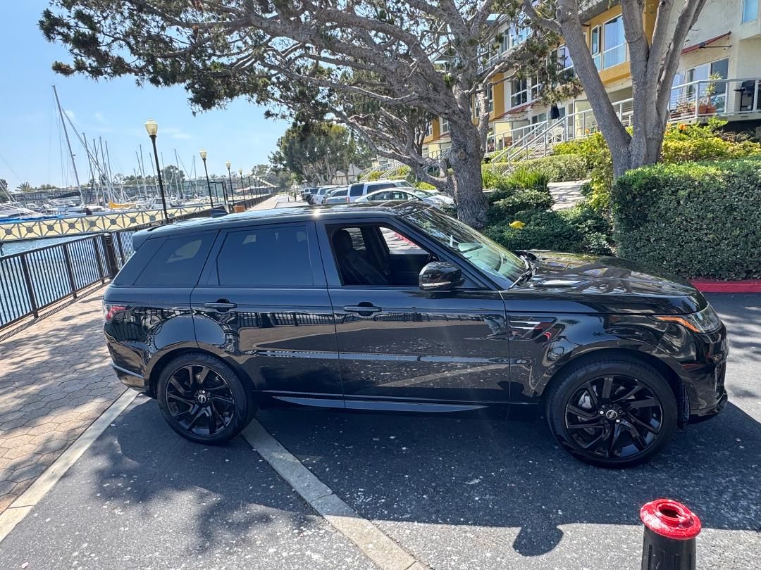 Used 2018 Land Rover Range Rover Sport HSE AWD/4WD image 5