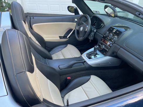 Used 2008 Saturn Sky Red Line RWD image 14