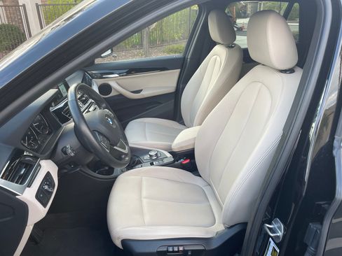 Used 2019 BMW X1 sDrive28i image 10