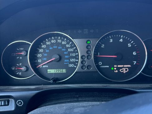 Used 2007 Toyota Land Cruiser image 11