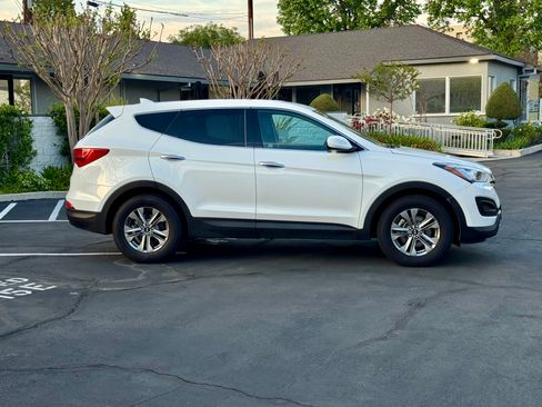 Used 2016 Hyundai Santa Fe Sport image 8