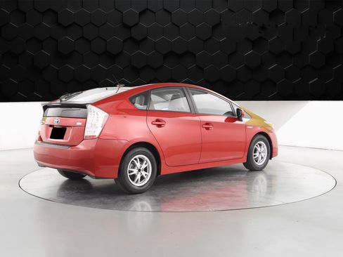 Used 2011 Toyota Prius Two image 31