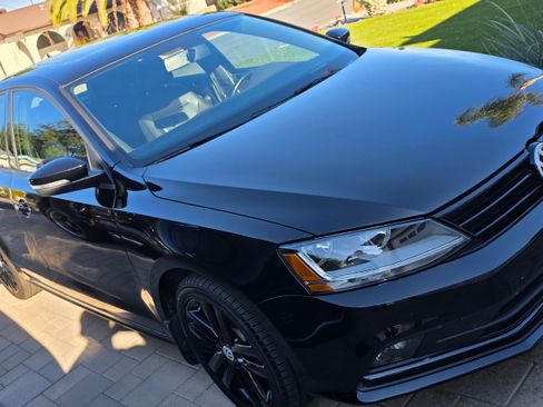 Used 2018 Volkswagen Jetta Sport image 2