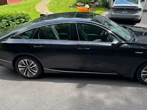 Used 2020 Honda Accord EX-L image 6