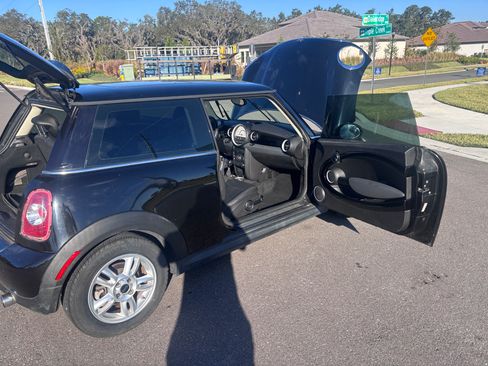 Used 2012 MINI Cooper Hardtop image 9