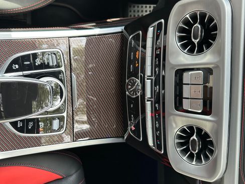 Used 2019 Mercedes-Benz G 63 AMG 4MATIC image 17