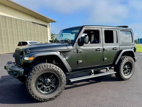 Used 2021 Jeep Wrangler Unlimited Rubicon AWD/4WD image 5
