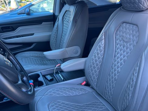 Used 2019 Honda Odyssey EX-L image 8