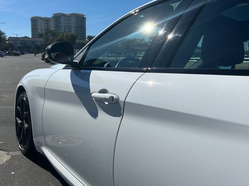 Used 2020 Alfa Romeo Giulia AWD w/ Quick Order Package 22J Sport image 10