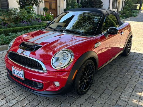 Used 2013 MINI Cooper Roadster S image 1