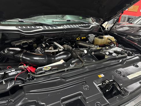 Used 2018 Ford F350 Platinum w/ Platinum Ultimate Package image 6