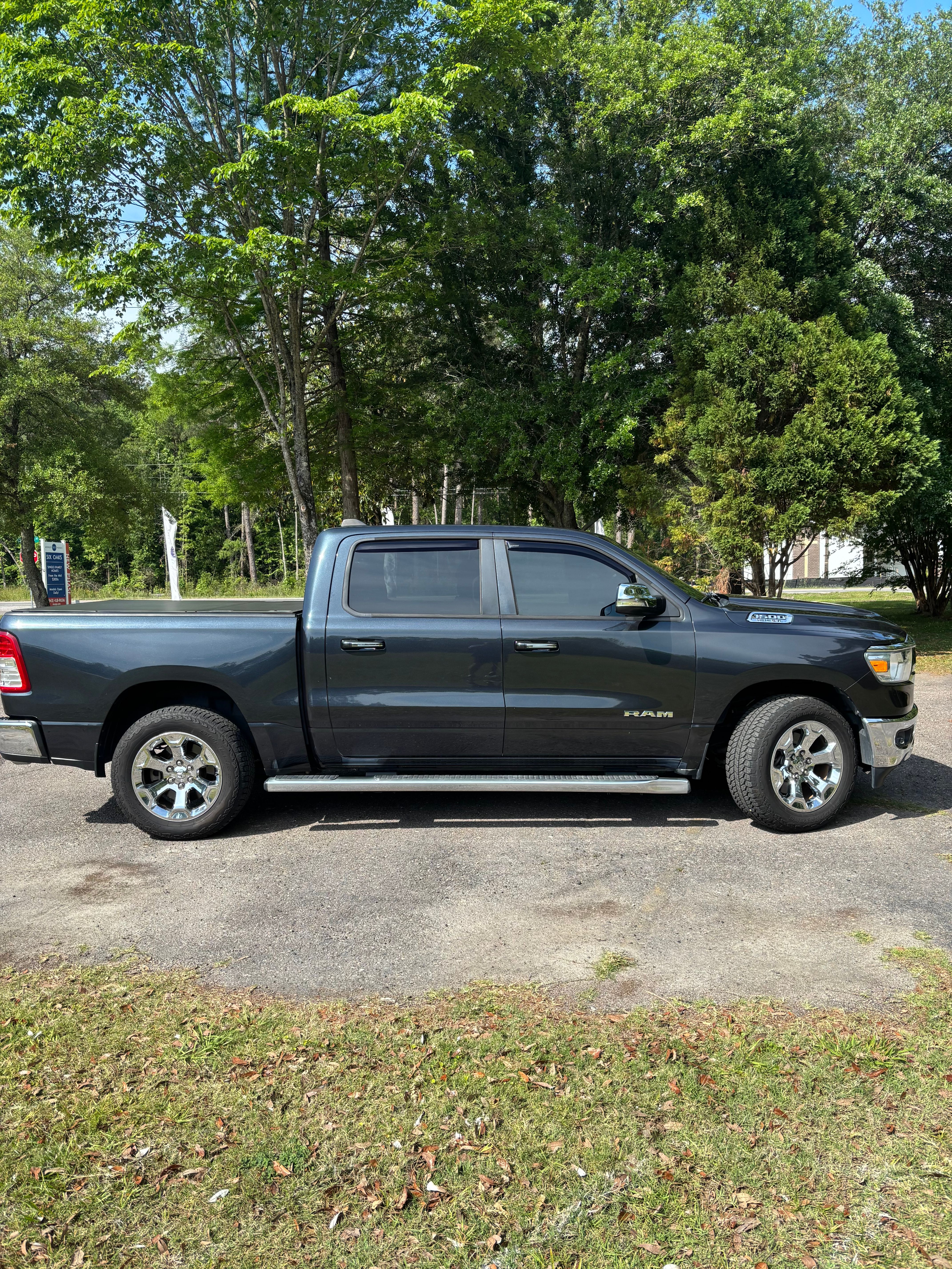 Used 2019 RAM 1500 Big Horn AWD/4WD image 2