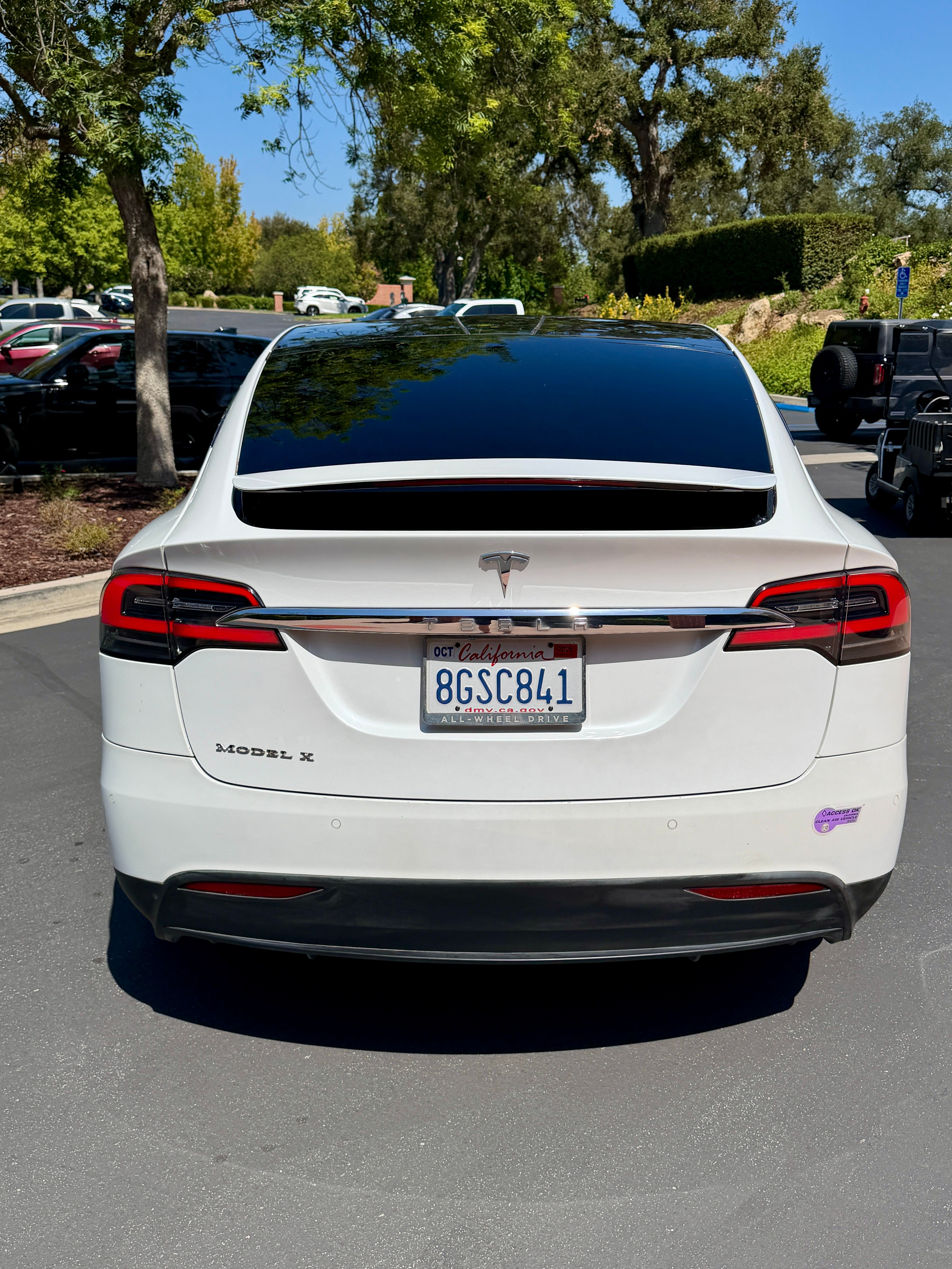 Used 2018 Tesla Model X 75D AWD/4WD image 17