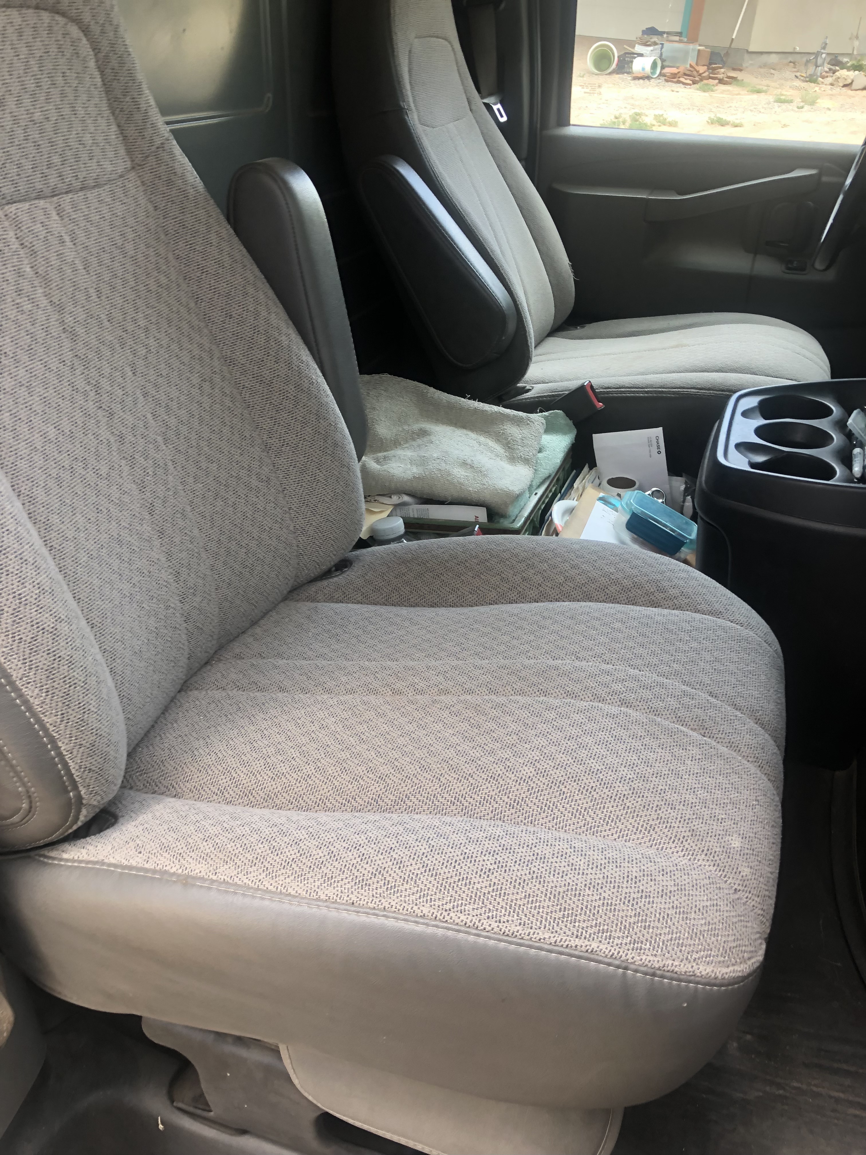 Used 2017 Chevrolet Express 2500 RWD image 9
