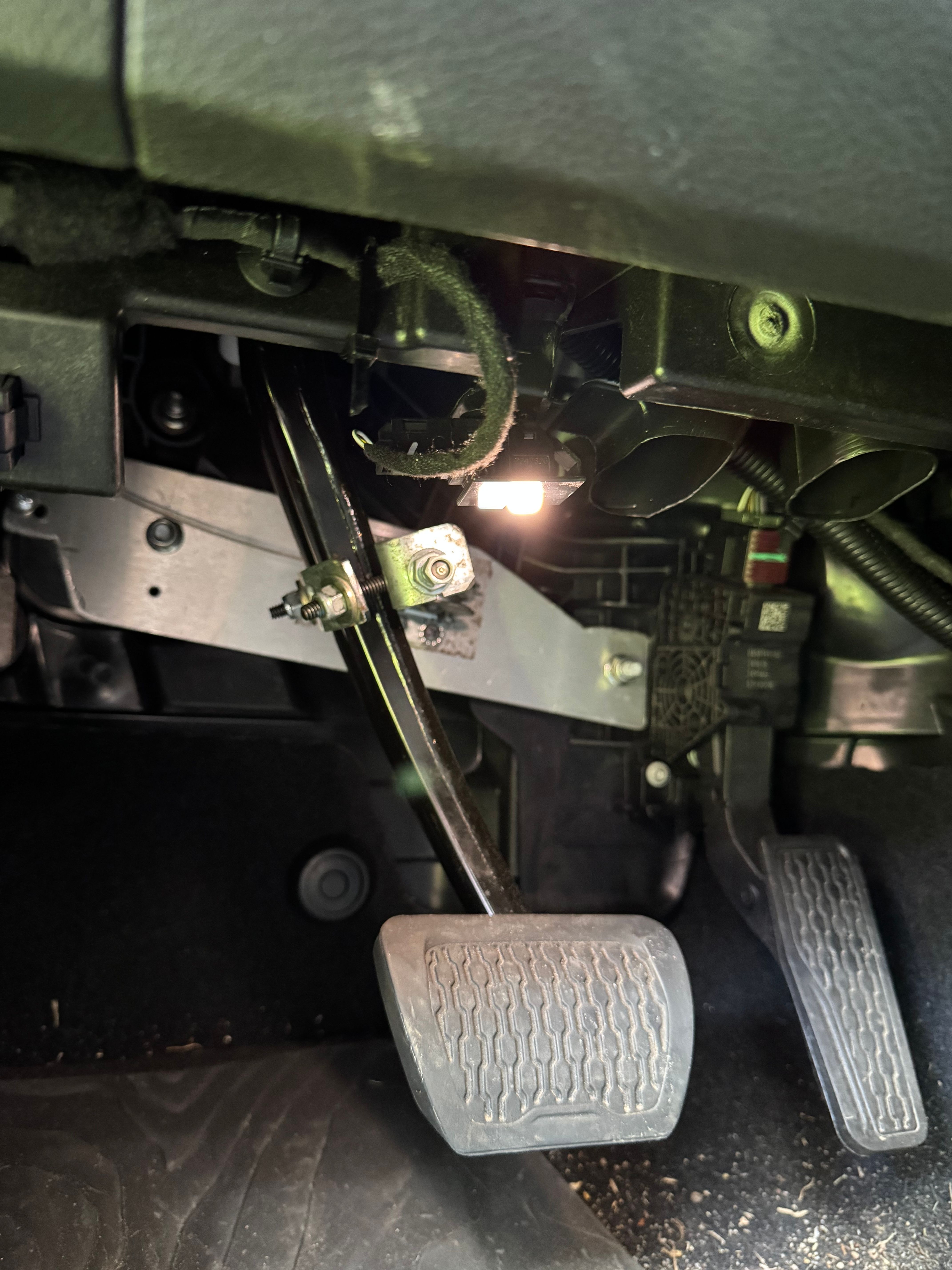 Used 2024 Jeep Wrangler Sport AWD/4WD image 9
