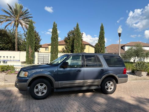 Used 2003 Ford Expedition Eddie Bauer image 4