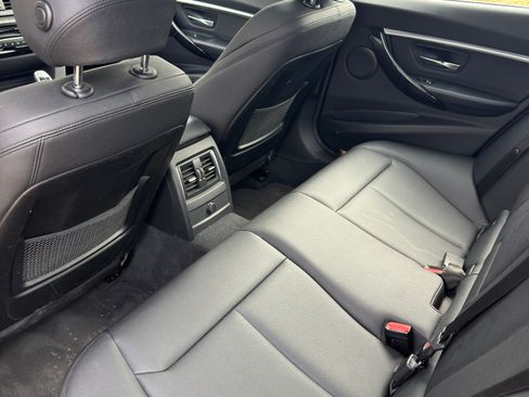 Used 2017 BMW 330i xDrive Sedan image 12