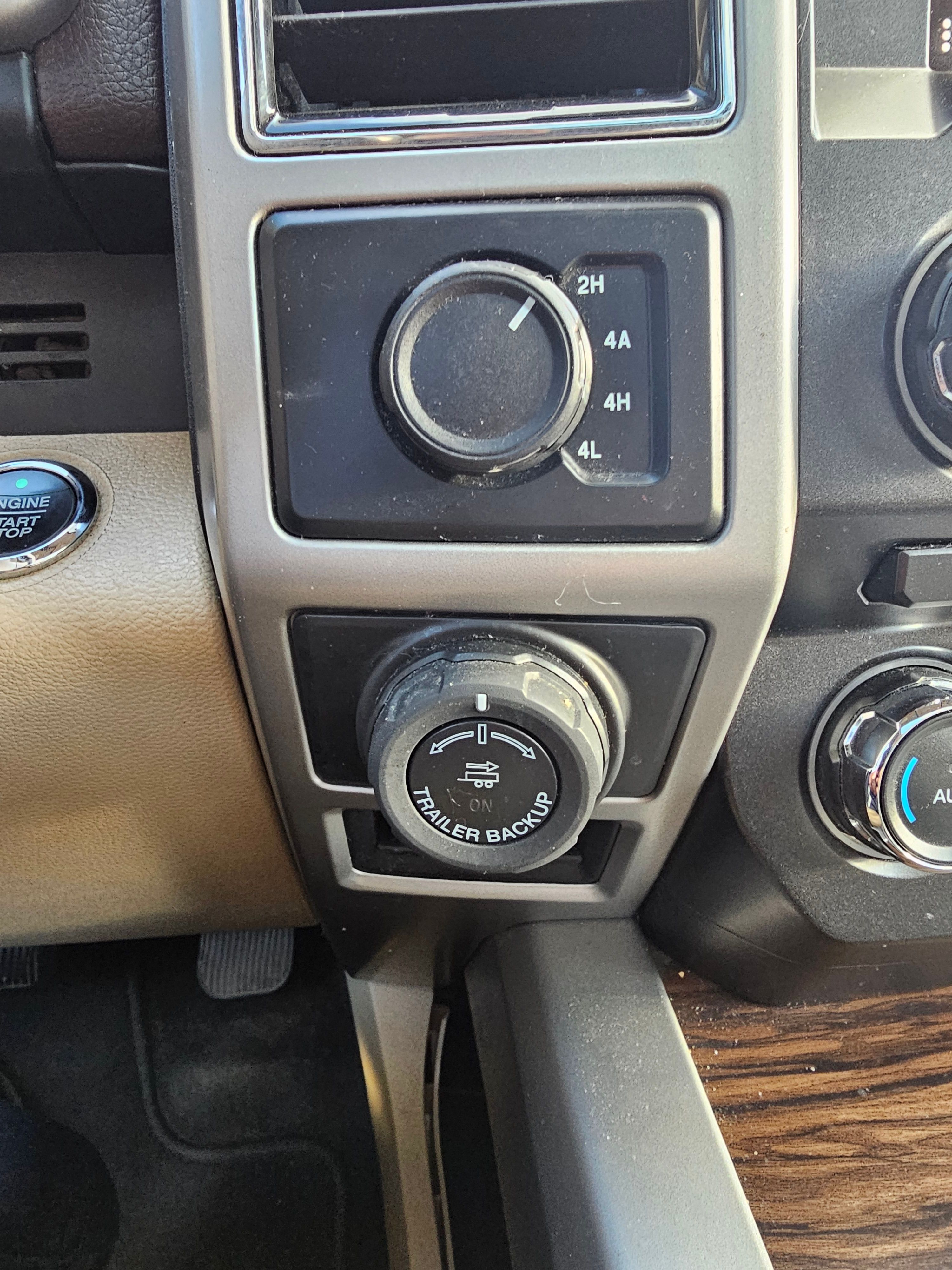 Used 2018 Ford F150 Lariat w/ Equipment Group 501A Mid AWD/4WD image 15