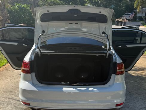 Used 2017 Volkswagen Jetta S image 26