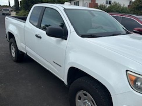 Used 2016 Chevrolet Colorado W/T w/ WT Convenience Package image 5