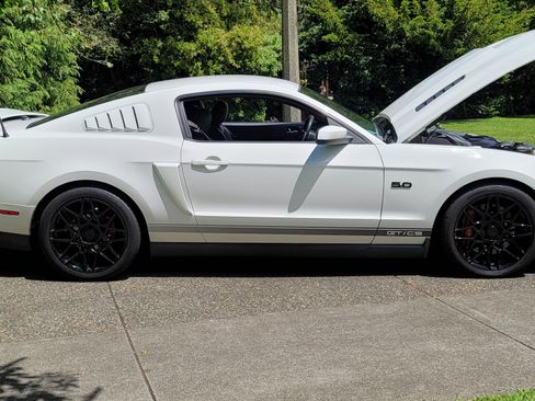 Used 2011 Ford Mustang GT Premium w/ 402A Rapid Spec Order Code image 5