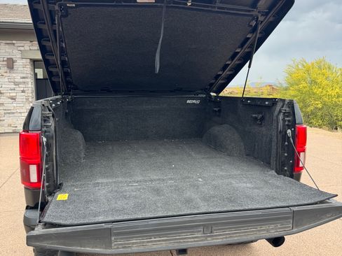 Used 2018 Ford F150 Lariat w/ Equipment Group 502A Luxury image 9