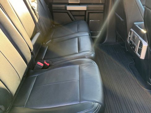 Used 2019 Ford F150 Lariat w/ Equipment Group 502A Luxury image 22