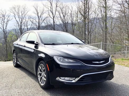 Used 2015 Chrysler 200 C w/ Navigation & Sound Group I image 4