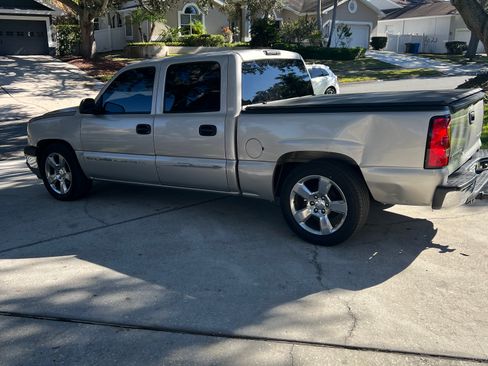 Used 2005 Chevrolet Silverado 1500 LS w/ Light Duty Power Package image 5