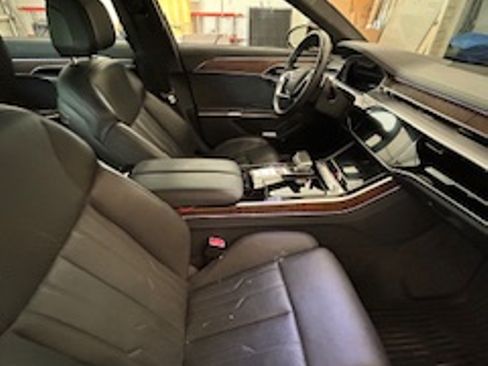 Used 2021 Audi A8 L 4.0T image 22