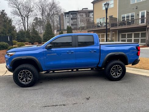 Used 2025 Chevrolet Colorado ZR2 w/ Technology Package image 1