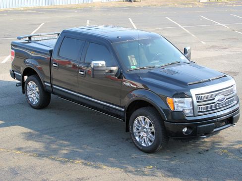 Used 2012 Ford F150 Platinum image 1