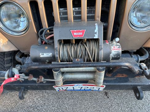Used 1999 Jeep Wrangler Sahara AWD/4WD image 4