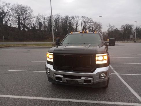 Used 2015 GMC Sierra 3500 SLT w/ Snow Plow Prep Package image 2