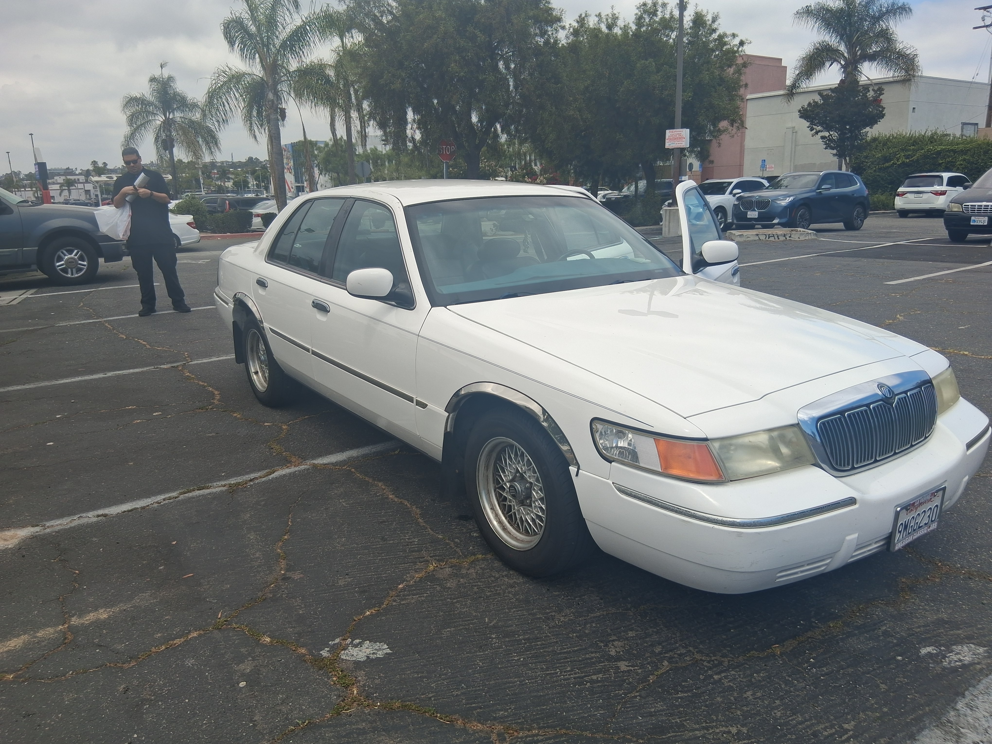 Used 1998 Mercury Grand Marquis LS RWD image 2