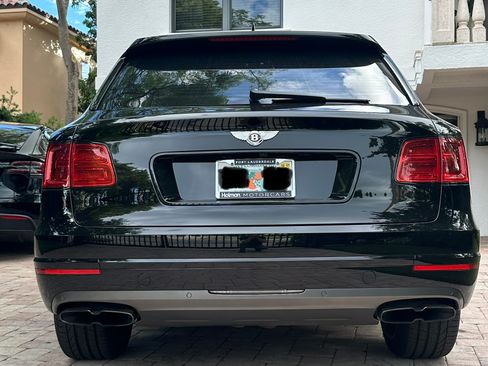 Used 2020 Bentley Bentayga AWD/4WD image 5