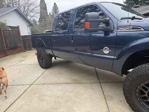 Used 2016 Ford F250 Lariat w/ Lariat Ultimate Package image 5