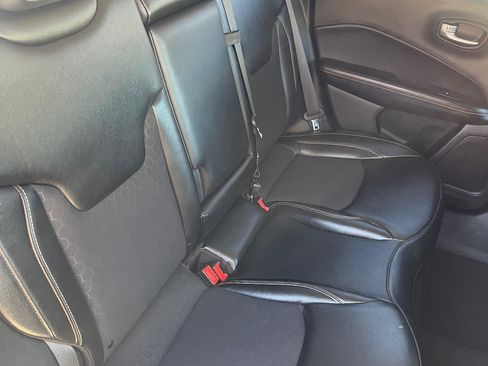 Used 2021 Jeep Compass Latitude w/ Sun and Sound Group image 8