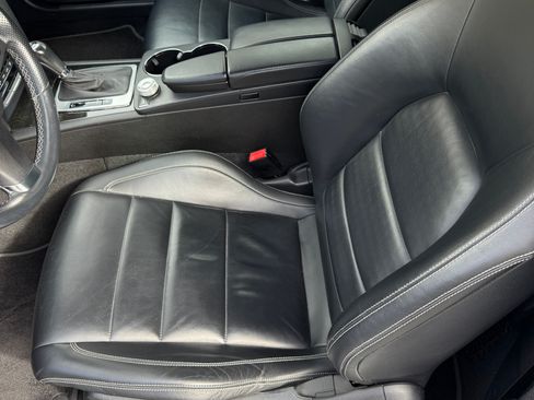 Used 2011 Mercedes-Benz E 550 Cabriolet image 19