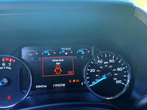 Used 2021 Ford F250 Lariat w/ Chrome Package AWD/4WD image 6