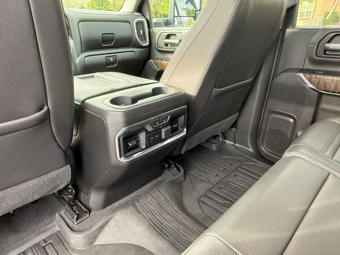 Used 2020 GMC Sierra 2500 Denali w/ Denali Ultimate Package AWD/4WD image 13