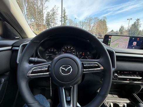 Used 2025 MAZDA CX-50 AWD 2.5 S w/ Premium Package image 16